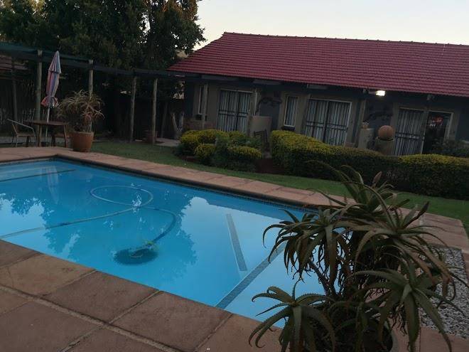 Mbokoto country lodge & spa