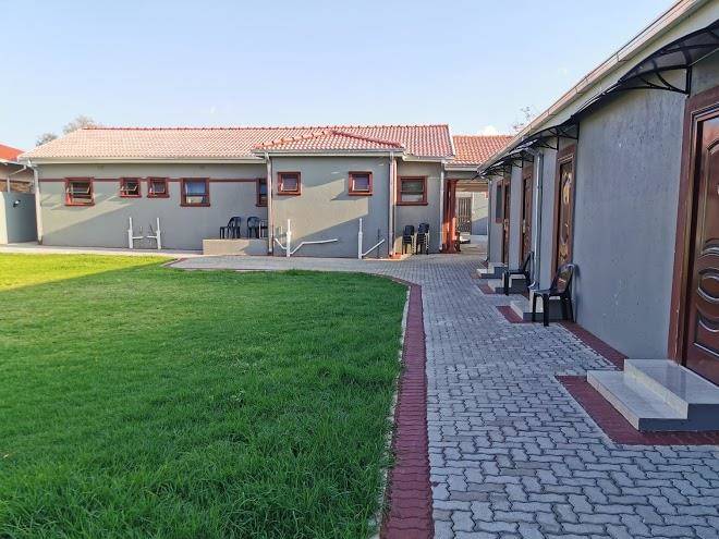 Favour lodge