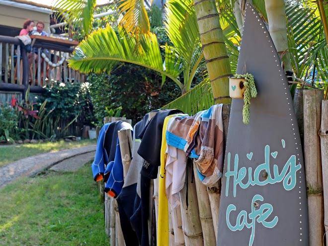 Ansteys beach self catering & backpackers