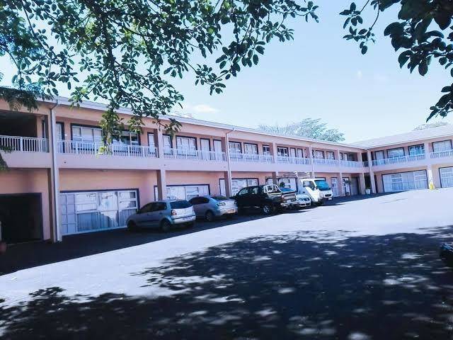 Bayside lodge pinetown