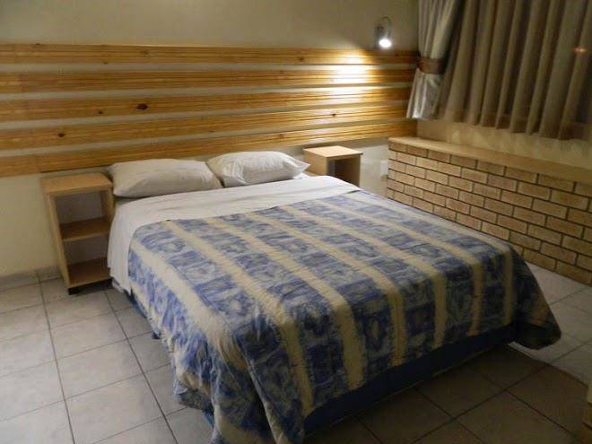 Moon hotel
