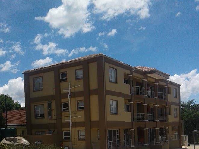 La junior mansions