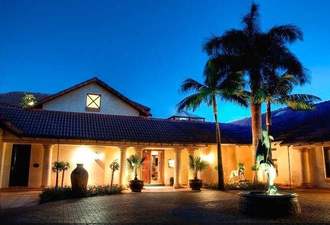 Hotel izulu