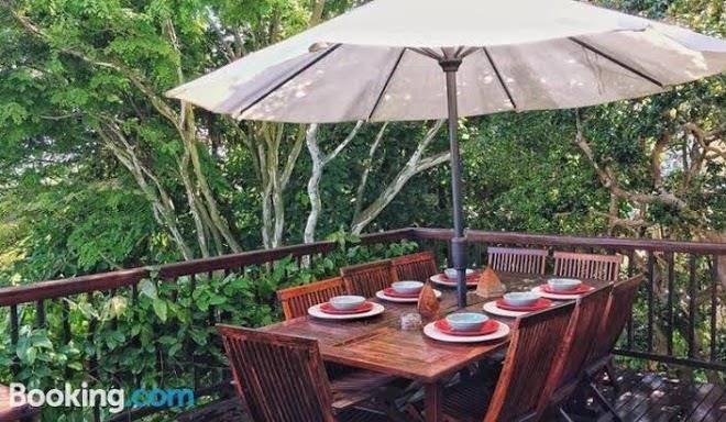 Laughing gecko lodge