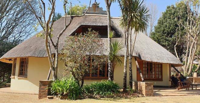 Champagne lane resort