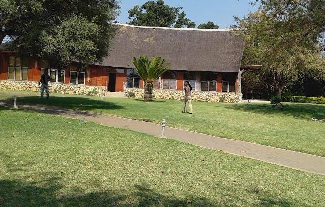 Dinoko lodge