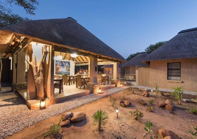 Bushbaby river lodge