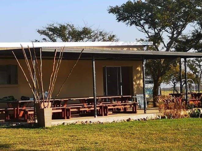 R & r resort