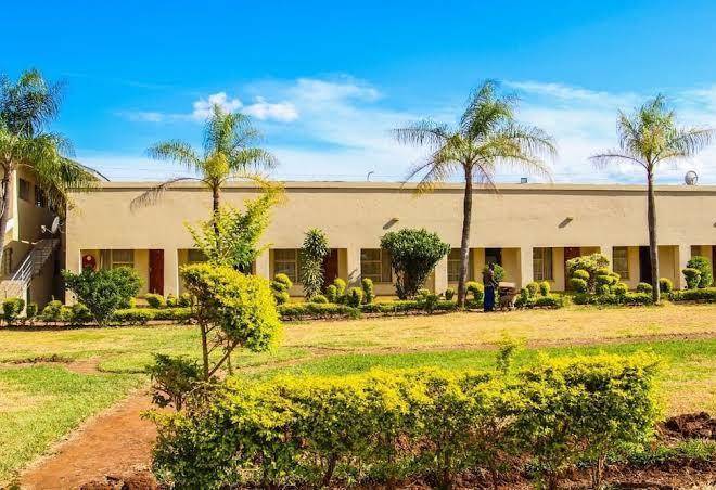 Naledzi lodge