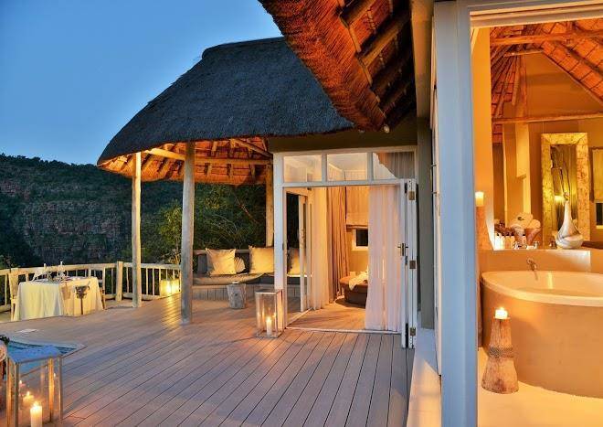 Clifftop exclusive safari hideaway