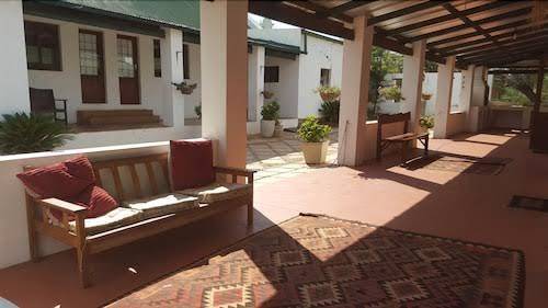 Thandile country lodge