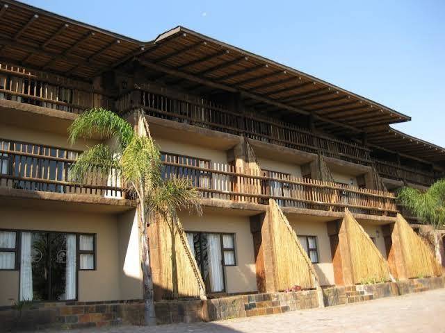 Ebundu lodge