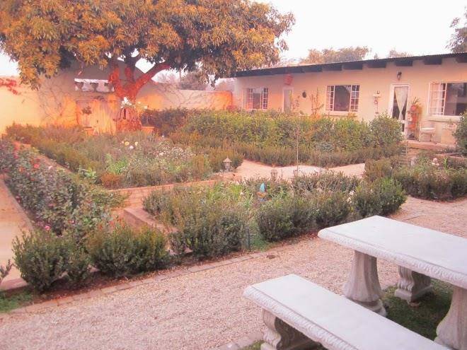 Lyttle irving self catering accommodation