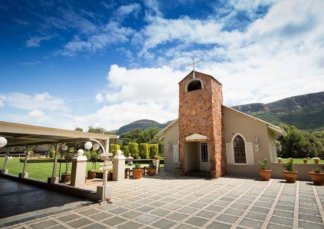 Green leaves country lodge & venue