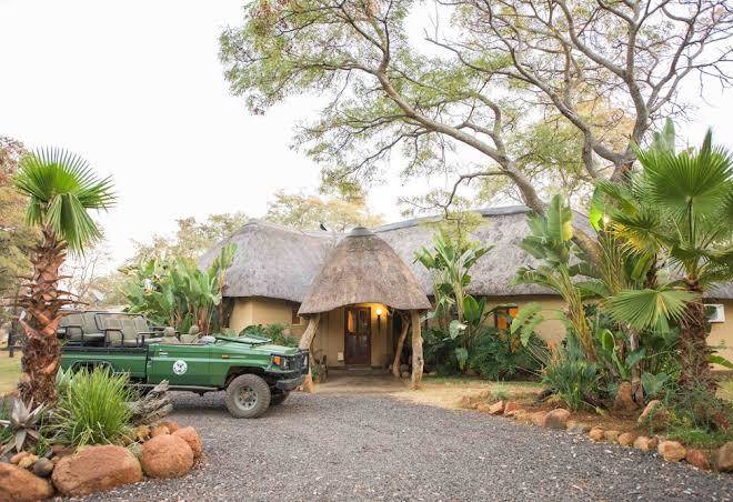 Mziki safari lodge