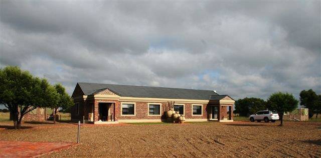 Almar exclusive game ranch