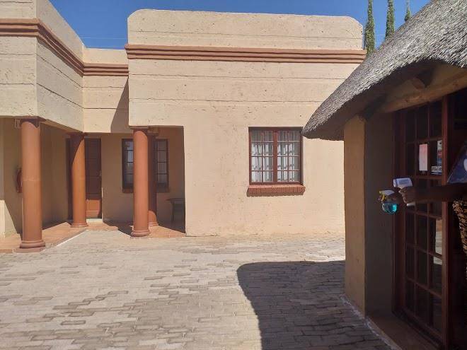 Gomodi guest lodge