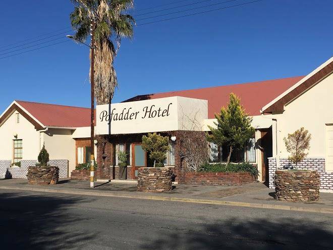Pofadder Hotel Image