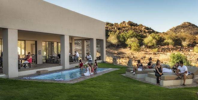 Springbok Inn By Country Hotels Image