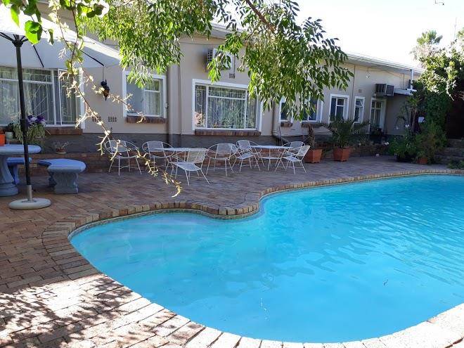 Laingsburg country hotel