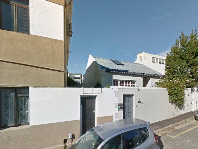 2 ravenscraig rd green