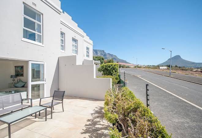 3 canterbury square