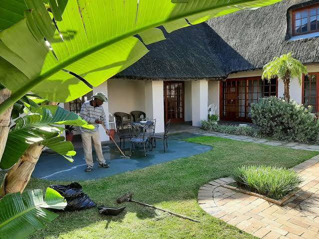 Inkosi eco lodge and business centre