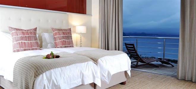 Magellan's hotel simons town