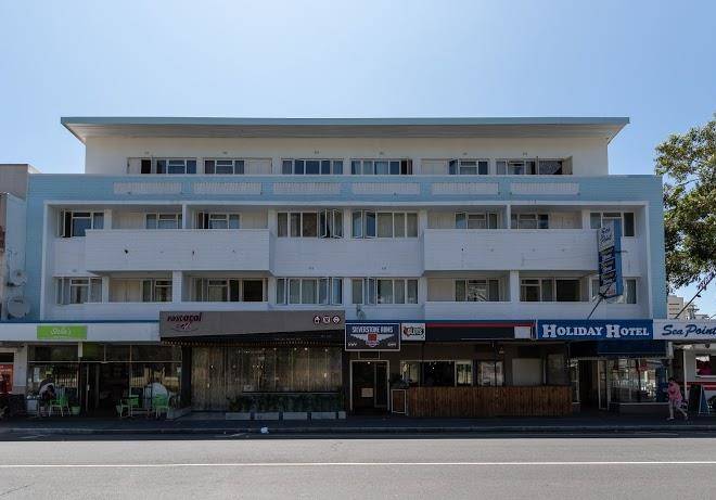 Sea point holiday hotel