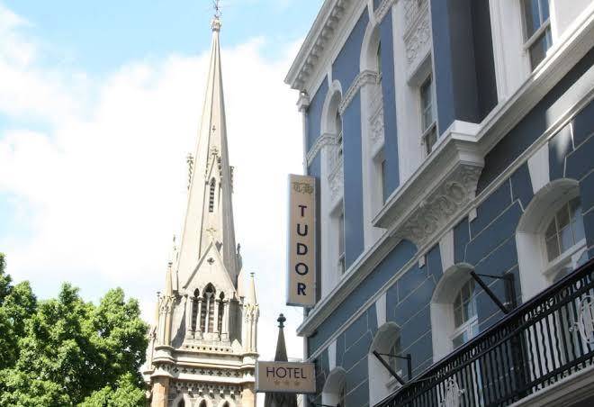 Tudor hotel