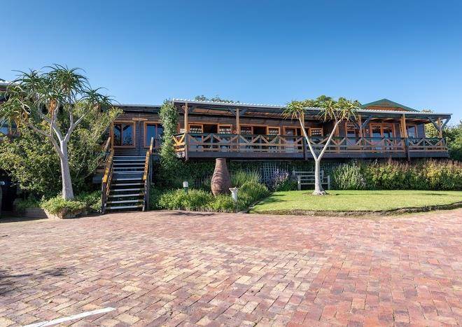 Cape explorers lodge