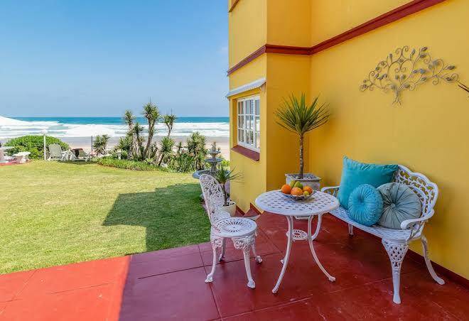 Haus am strand on the beach