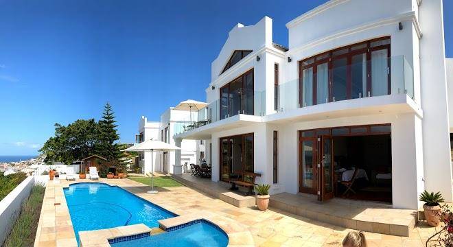 Lavandula Manor Image