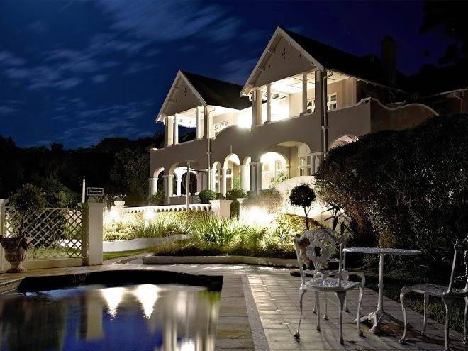 Parkes manor