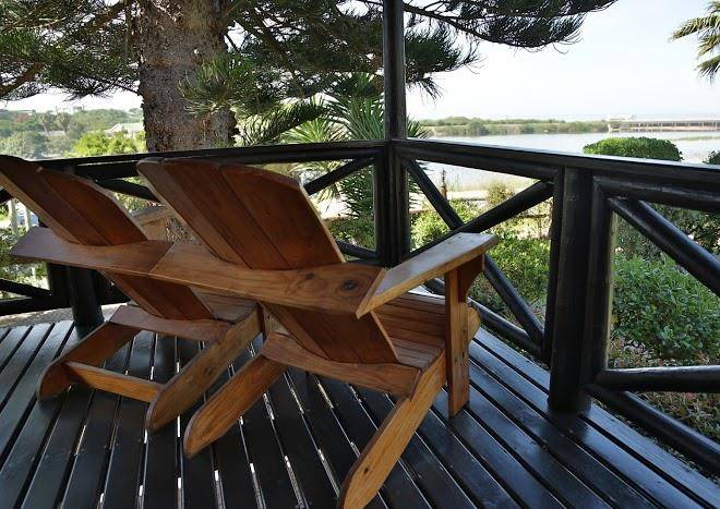 Waterside lodge