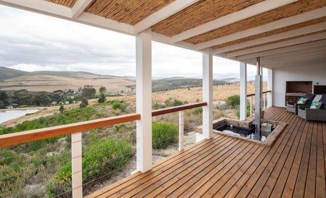 Blue crane farm lodge