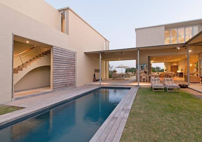 Mosselberg on grotto beach accommodation