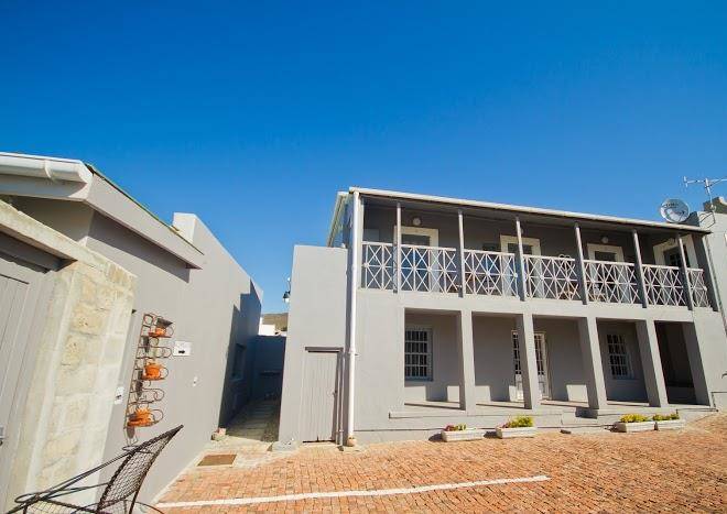 Seventeen steps bredasdorp