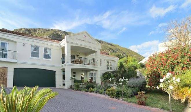 Von abercron residence