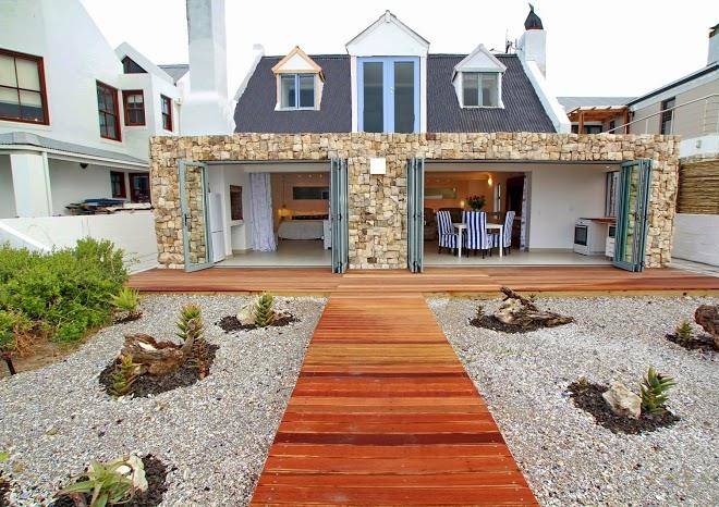 Soli deo gloria paternoster accommodation
