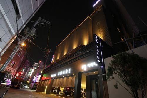 Dongrae amare hotel