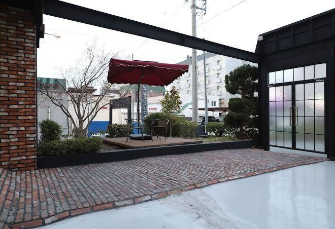 Gunsan jnk classic hotel red
