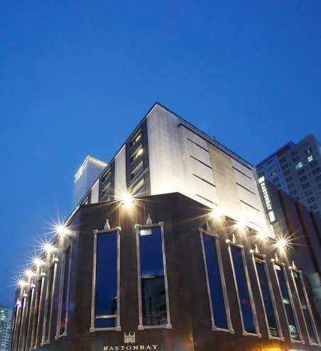 Eastonbay hotel
