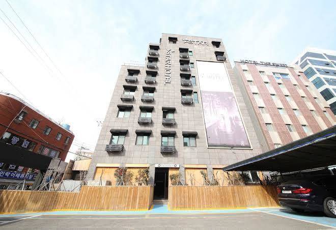 Star hotel