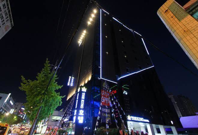 The king hotel