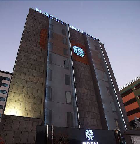 Infinity Hotel Image