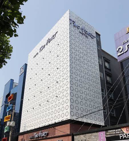 Two heart hotel