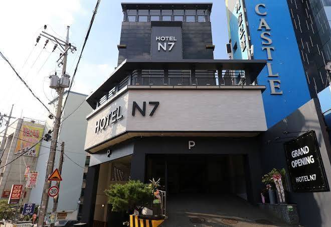 N7 hotel