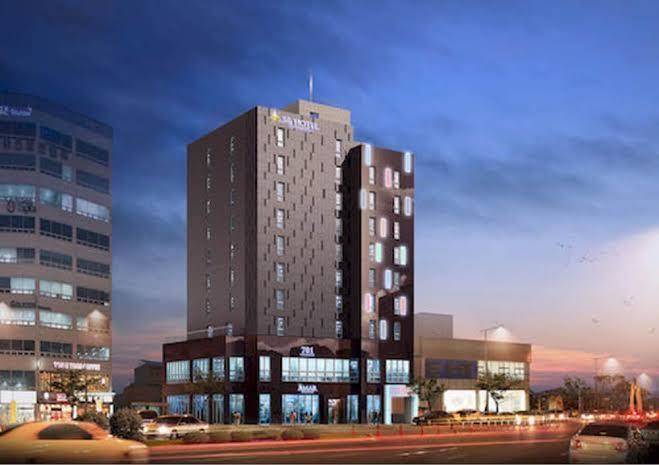 S& hotel
