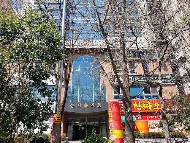 Solium business hotel